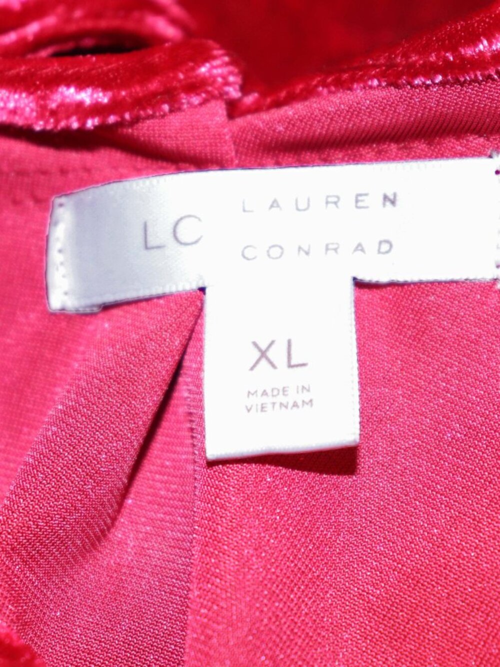 Vibrant Lauren Conrad Red Crushed Velvet Cap Sleeve Blouse Size XL EUC - Picture 7 of 7